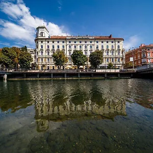 Continental Hotell